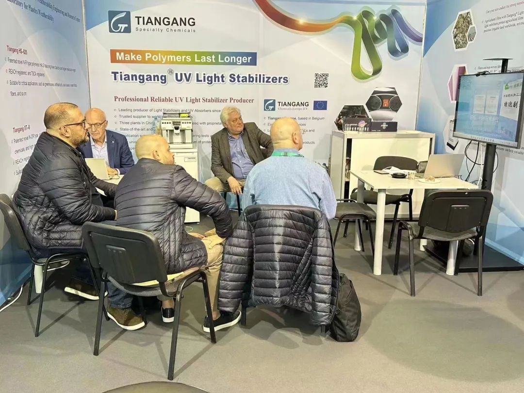 ?天罡歐洲團隊攜個創(chuàng)新產品成功亮相世界橡塑展德國K展